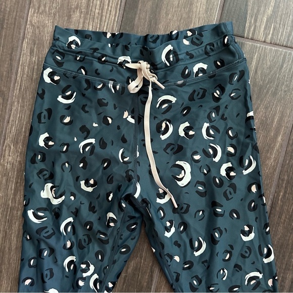 The Upside Mountain Leo Midi Leggings in Peacock Blue Sz M - Picture 4 of 6